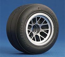 f104 tire